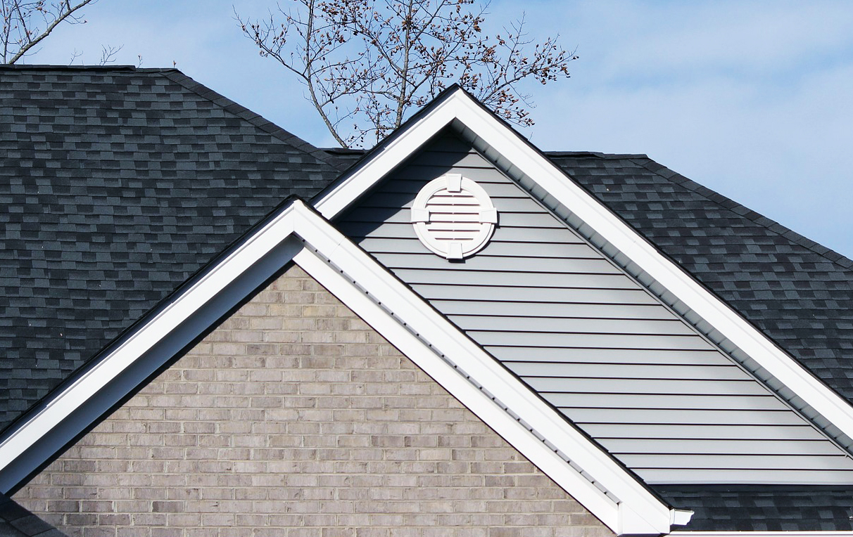 Installation de Soffites/Fascias à Montreal Gouttieres PJ